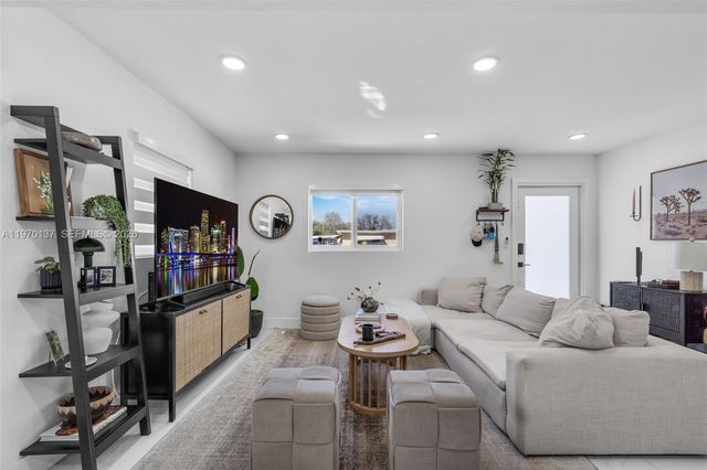 2020 NW 83rd Ter, Miami, FL 33147