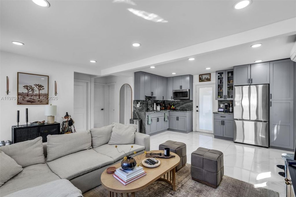 2020 NW 83rd Ter, Miami, FL 33147