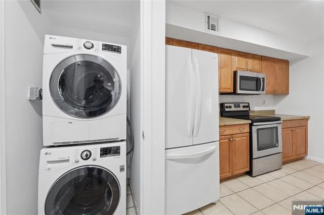 850 Main Street 102, Hackensack, NJ 07601