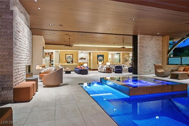 570 LAIRMONT Place, Henderson, NV 89012