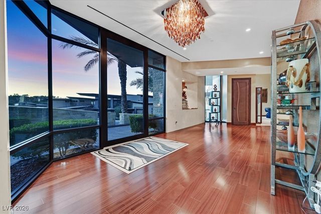 570 LAIRMONT Place, Henderson, NV 89012