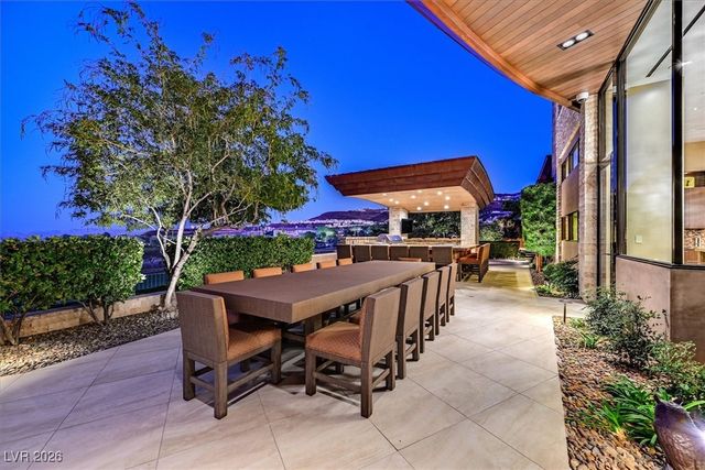 570 LAIRMONT Place, Henderson, NV 89012