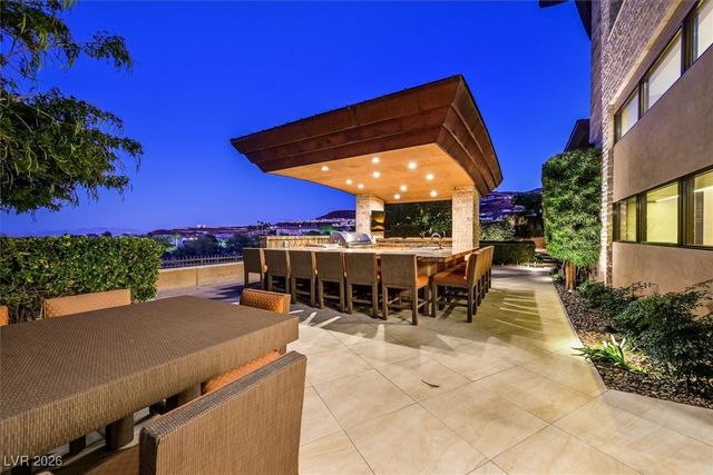 570 LAIRMONT Place, Henderson, NV 89012