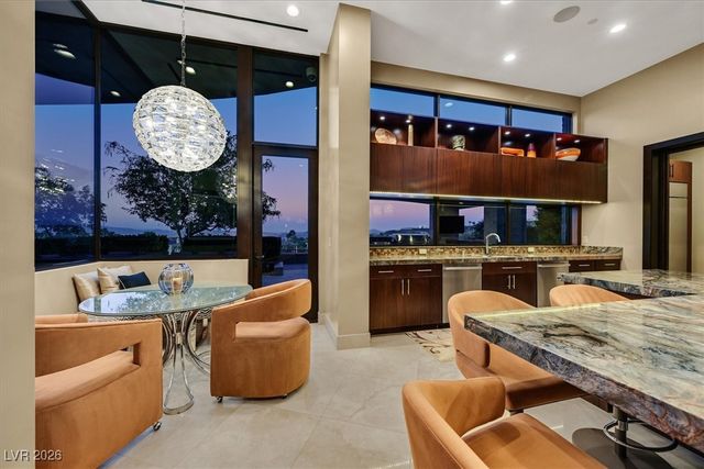 570 LAIRMONT Place, Henderson, NV 89012