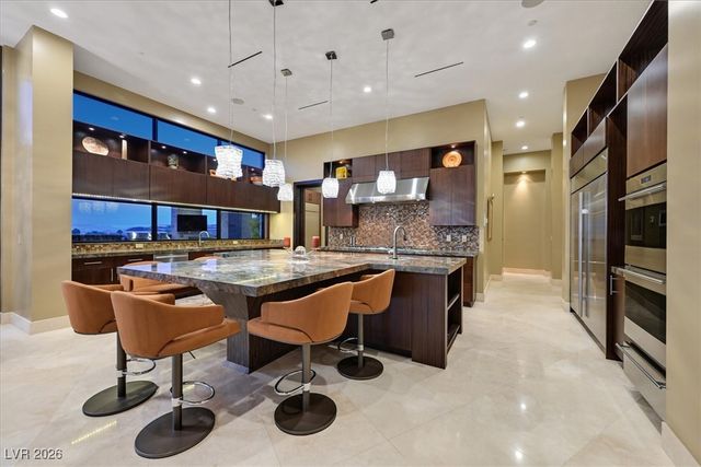 570 LAIRMONT Place, Henderson, NV 89012