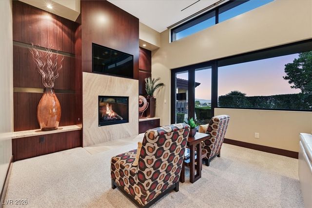 570 LAIRMONT Place, Henderson, NV 89012