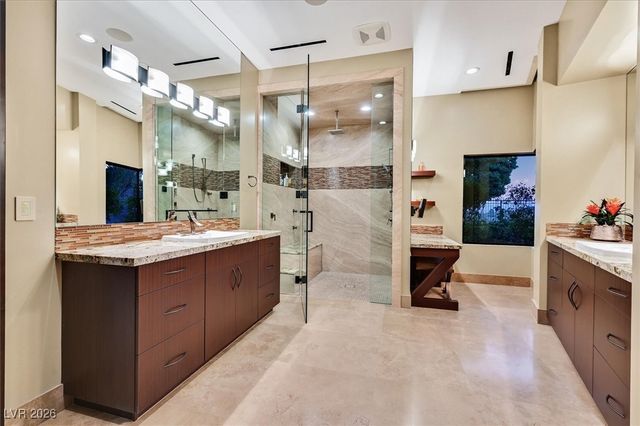 570 LAIRMONT Place, Henderson, NV 89012