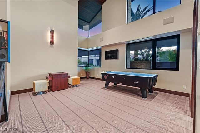 570 LAIRMONT Place, Henderson, NV 89012