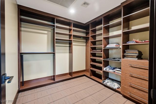 570 LAIRMONT Place, Henderson, NV 89012