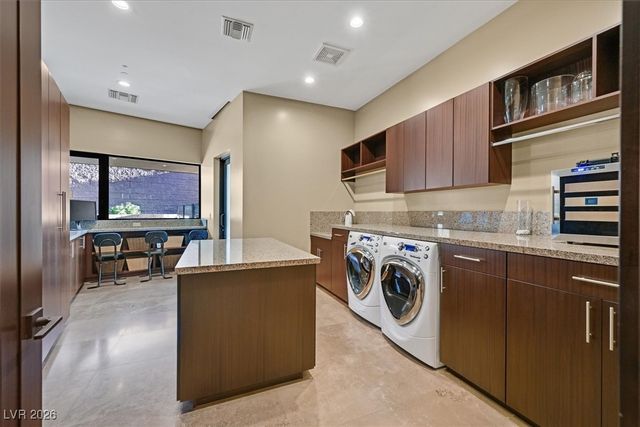 570 LAIRMONT Place, Henderson, NV 89012