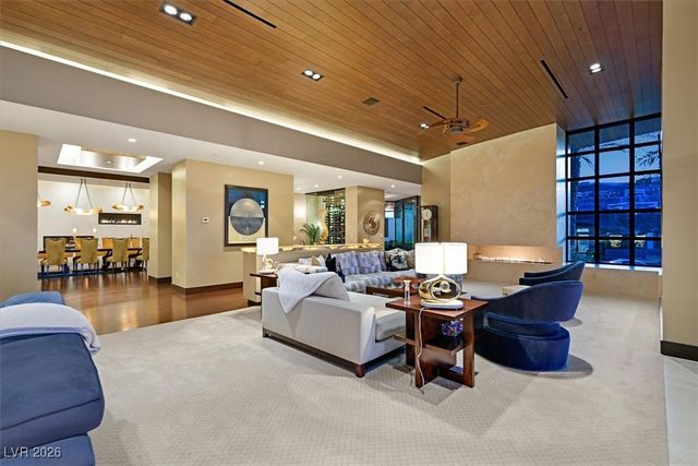 570 LAIRMONT Place, Henderson, NV 89012