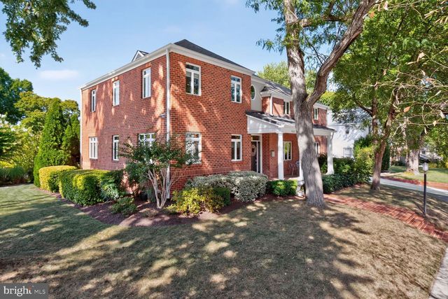 4315 LYNBROOK DR, Bethesda, MD 20814