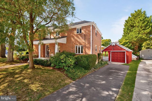 4315 LYNBROOK DR, Bethesda, MD 20814