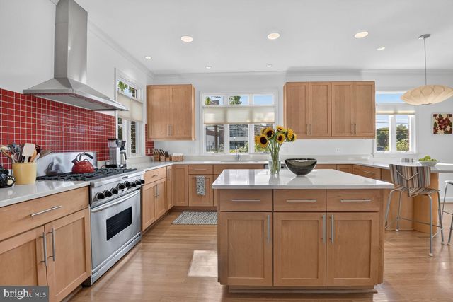4315 LYNBROOK DR, Bethesda, MD 20814