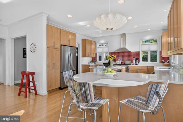 4315 LYNBROOK DR, Bethesda, MD 20814