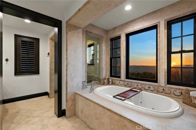 2 Galaxy Isle, Ladera Ranch, CA 92694