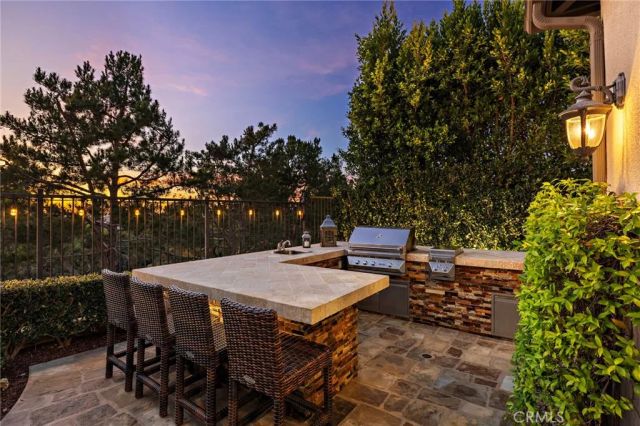 2 Galaxy Isle, Ladera Ranch, CA 92694
