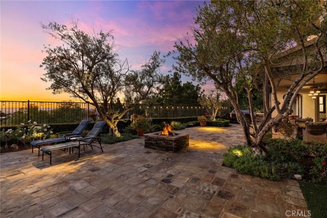 2 Galaxy Isle, Ladera Ranch, CA 92694