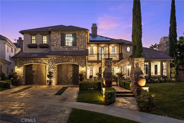 2 Galaxy Isle, Ladera Ranch, CA 92694