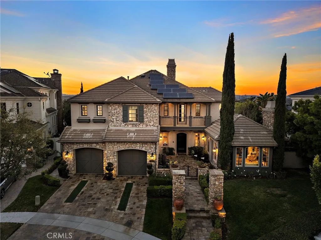 2 Galaxy Isle, Ladera Ranch, CA 92694