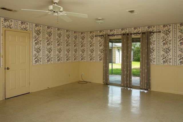 9231 Kostelnik Street, Needville, TX 77461