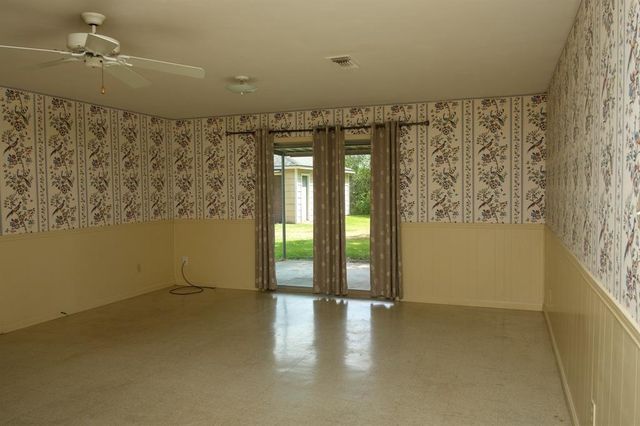 9231 Kostelnik Street, Needville, TX 77461