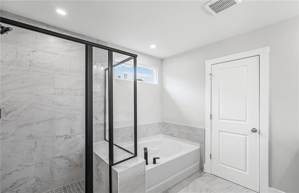 Image 32 of property listing at 5210 Birch Valley Road, Cumming, GA 30028