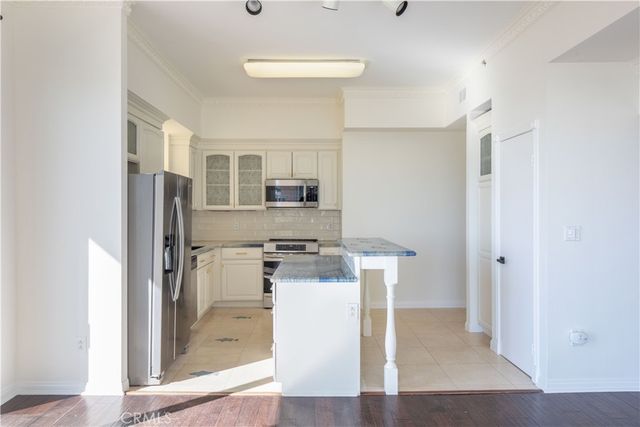 388 E Ocean 703, Long Beach, CA 90802