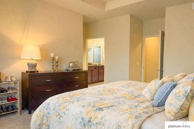 8813 S 69 Circle, Papillion, NE 68133