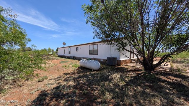 406 W PURDY Lane, Bisbee, AZ 85603