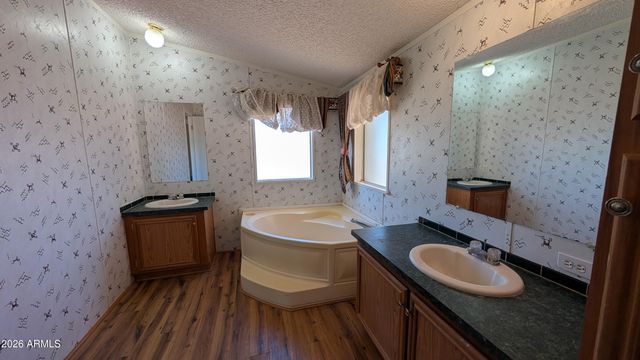 406 W PURDY Lane, Bisbee, AZ 85603