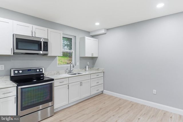 6039 GWYNN OAK, Gwynn Oak, MD 21207
