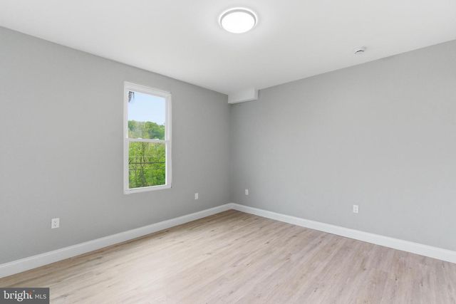 6039 GWYNN OAK, Gwynn Oak, MD 21207