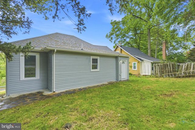 6039 GWYNN OAK, Gwynn Oak, MD 21207