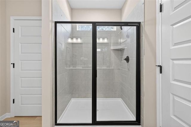 111 Roy Drive, Calhoun, GA 30701