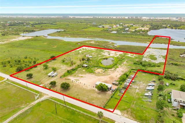 12123 Ostermeyer Road, Galveston, TX 77554