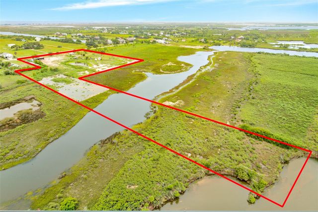 12123 Ostermeyer Road, Galveston, TX 77554