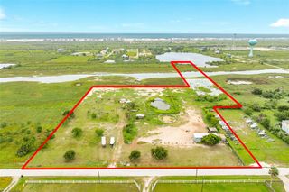 12123 Ostermeyer Road, Galveston, TX 77554