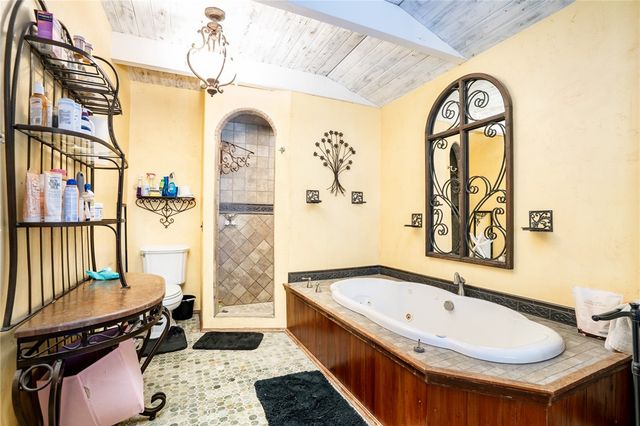 20161 Port Greenwich Lane, Huntington Beach, CA 92646