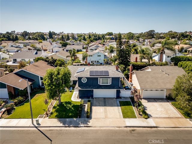 20161 Port Greenwich Lane, Huntington Beach, CA 92646