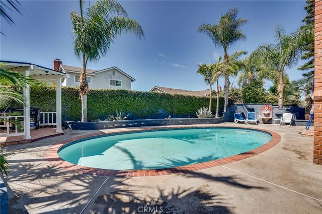 20161 Port Greenwich Lane, Huntington Beach, CA 92646