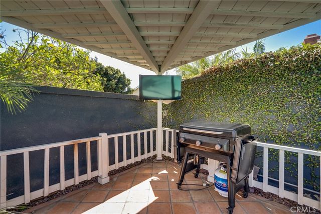 20161 Port Greenwich Lane, Huntington Beach, CA 92646
