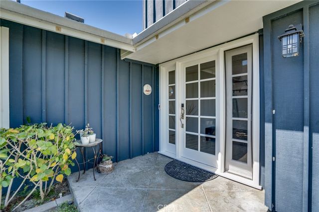 20161 Port Greenwich Lane, Huntington Beach, CA 92646