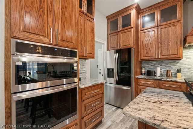 2500 River Vista Drive, Alma, AR 72921