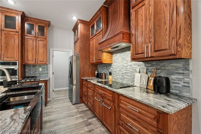2500 River Vista Drive, Alma, AR 72921