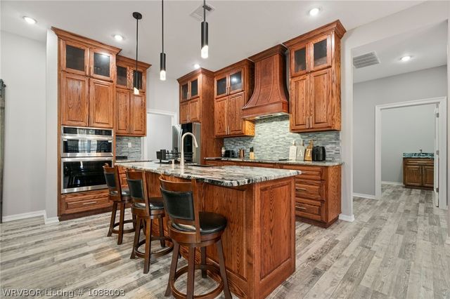 2500 River Vista Drive, Alma, AR 72921