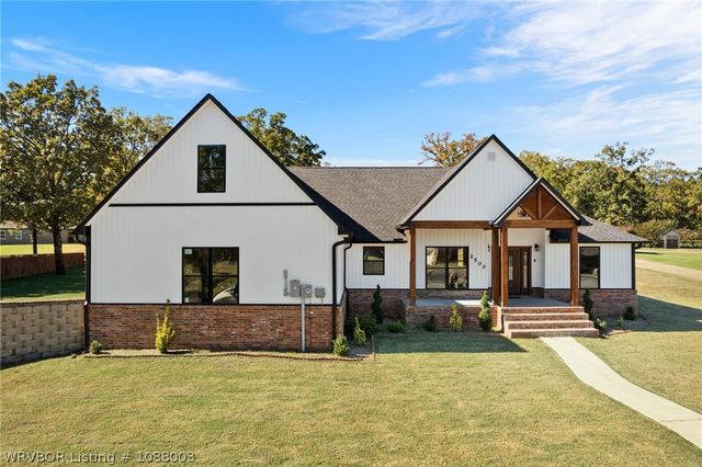2500 River Vista Drive, Alma, AR 72921