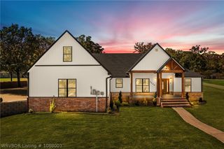 2500 River Vista Drive, Alma, AR 72921