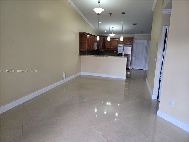2749 W 73rd Pl, Hialeah, FL 33016