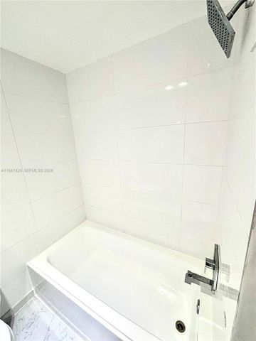 20335 W Country Club Drive 405, Aventura, FL 33180